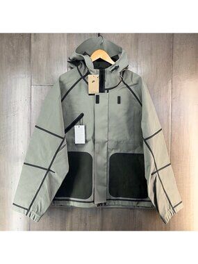 Nike Tech Men's Storm-FIT Hooded Full Zip Rain Jacket Size Medium HM9473-320